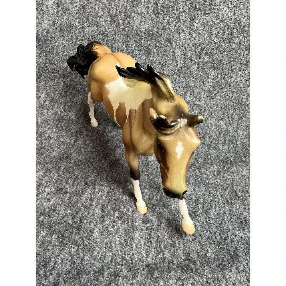 Breyer American Quarter Horse Stallion 940 Classics Collection Buckskin Paint